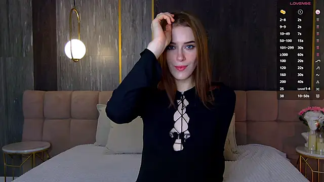 FrancesDay online show from October 9, 2025, 5:38 am