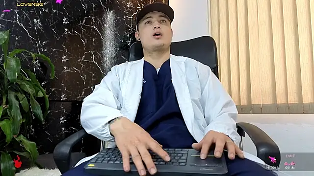 Alexander ferre online show from March 3, 2026, 1:39 pm