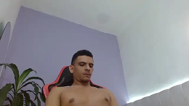  Tarekk  online show from November 13, 2025, 12:31 am