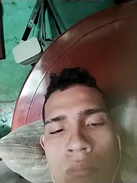 chantosos online show from November 4, 2025, 6:07 pm