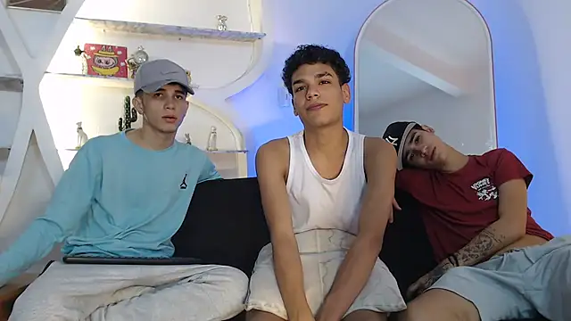 THREE GUYS HOT online show from September 27, 2025, 7:52 pm