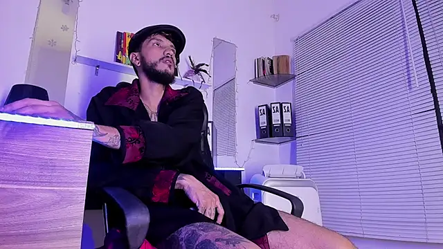 Snapshot of dex_55 chatting on November 4, 2025, 12:43 am dex 55 online show from November 4, 2025, 12:43 am