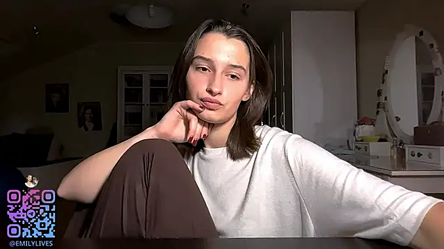 Snapshot of DarlineBrustera chatting on November 1, 2025, 2:30 pm DarlineBrustera online show from November 1, 2025, 2:30 pm