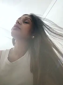 Snapshot of hotshreya69 chatting on October 25, 2025, 4:35 pm hotshreya69 online show from October 25, 2025, 4:35 pm