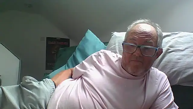 naughtygrandad1 online show from May 19, 2026, 5:08 pm