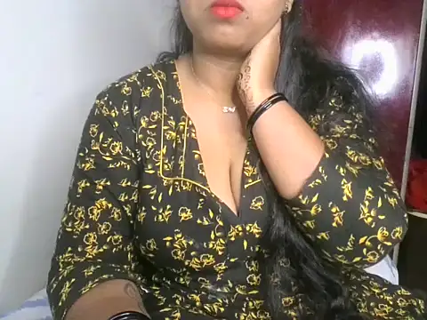 Snapshot of its_me_Rashmi chatting on October 1, 2025, 11:11 pm its me Rashmi online show from October 1, 2025, 11:11 pm