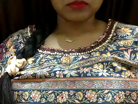 Snapshot of its_me_Rashmi chatting on October 17, 2025, 4:20 pm its me Rashmi online show from October 17, 2025, 4:20 pm