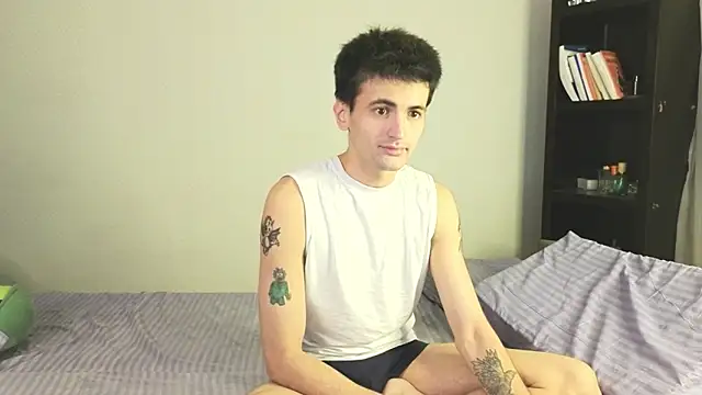 saintlauren1 online show from October 5, 2025, 6:56 am