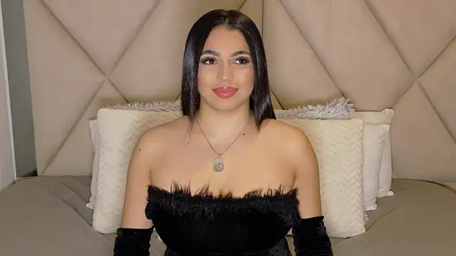 Snapshot of CharlotteeBrownn chatting on February 1, 2026, 2:21 am CharlotteeBrownn online show from February 1, 2026, 2:21 am