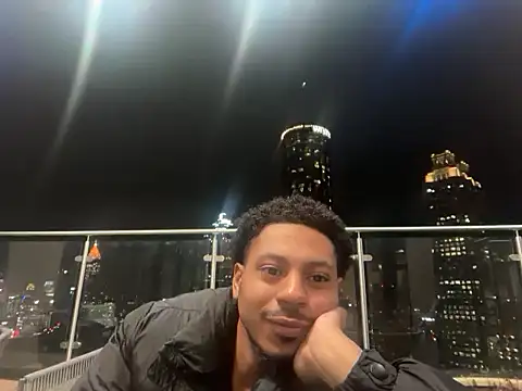 Snapshot of Yungandhungd chatting on January 10, 2026, 12:56 am Yungandhungd online show from January 10, 2026, 12:56 am