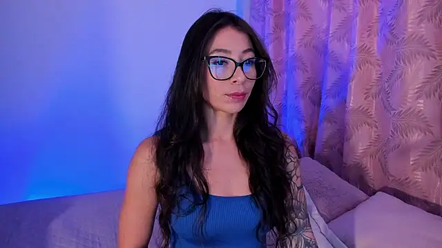 Snapshot of riley_bensongh chatting on February 12, 2026, 8:37 pm riley bensongh online show from February 12, 2026, 8:37 pm