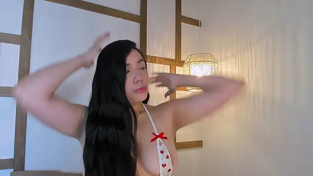 RenataLeclair online show from January 6, 2026, 4:32 pm