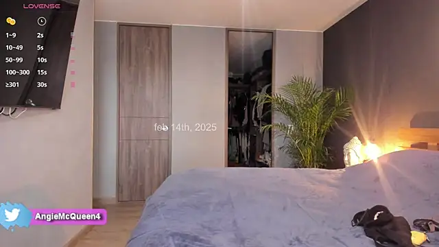 Sarajames online show from February 14, 2025, 8:37 pm