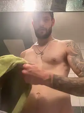 Mexxwell69 online show from September 18, 2025, 9:28 pm