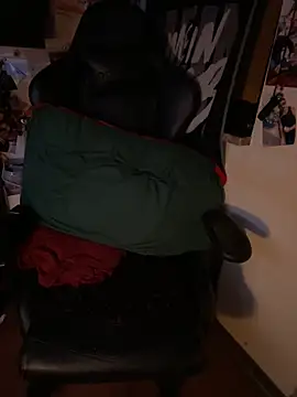 Mexxwell69 online show from October 21, 2025, 10:21 pm