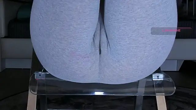 Cameltoe squirt inPants online show from May 26, 2026, 7:15 am