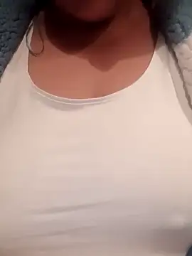 Snapshot of Cassandrina1 chatting on October 8, 2025, 4:10 am Cassandrina1 online show from October 8, 2025, 4:10 am