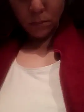 Snapshot of Cassandrina1 chatting on October 19, 2025, 5:19 am Cassandrina1 online show from October 19, 2025, 5:19 am