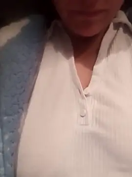 Snapshot of Cassandrina1 chatting on October 25, 2025, 4:20 am Cassandrina1 online show from October 25, 2025, 4:20 am