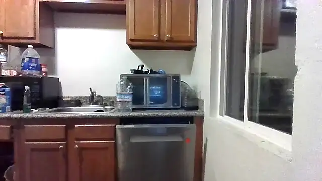 OnlyOneMeeks online show from April 18, 2026, 7:23 am