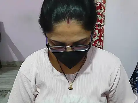 jannu6482 online show from February 28, 2026, 1:12 pm
