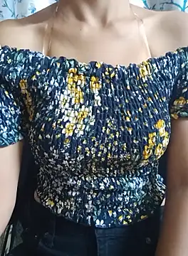 Aashiika1176 online show from October 8, 2025, 10:51 pm