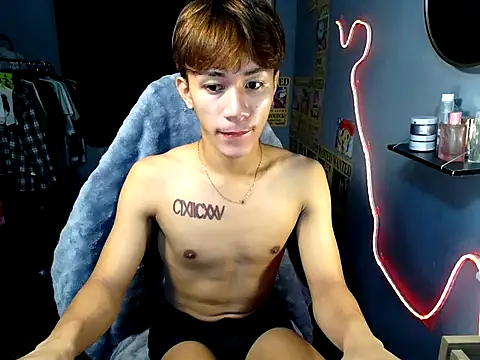 naughtyboyloy 0 online show from July 26, 2026, 12:12 pm