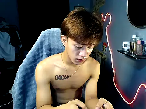 naughtyboyloy 0 online show from July 29, 2026, 12:53 am