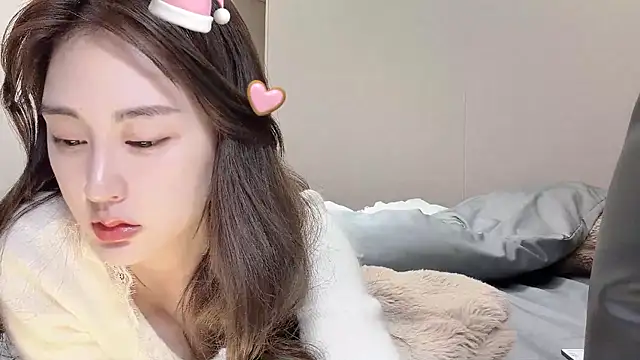 Aquarius-002 online show from January 19, 2026, 12:31 pm