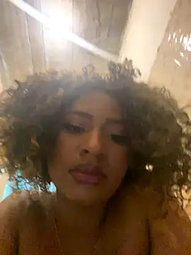 Snapshot of danixayume01 chatting on November 23, 2025, 2:06 pm danixayume01 online show from November 23, 2025, 2:06 pm