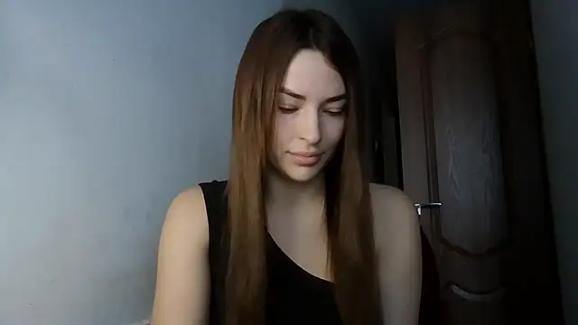 Snapshot of MandiBrooks chatting on November 3, 2025, 10:49 am MandiBrooks online show from November 3, 2025, 10:49 am