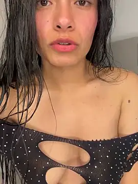 Melissa coch online show from October 15, 2025, 2:01 am