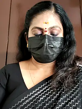 Sweetie swetha37 online show from October 4, 2025, 4:16 pm