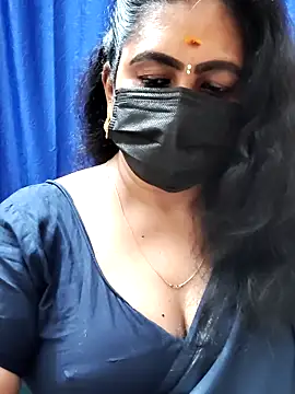 Snapshot of Sweetie_swetha37 chatting on February 2, 2026, 2:21 am Sweetie swetha37 online show from February 2, 2026, 2:21 am