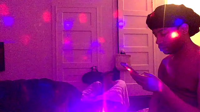 Diodre Benyoon online show from February 9, 2026, 1:59 pm