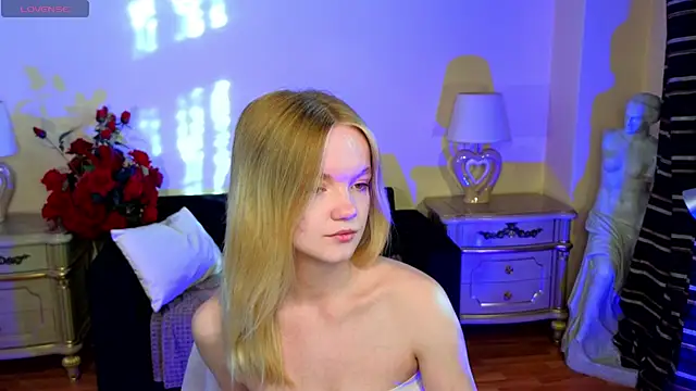 RosesKate online show from October 6, 2025, 4:32 am