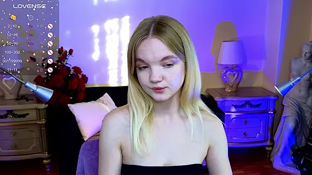 RosesKate online show from October 9, 2025, 4:21 am