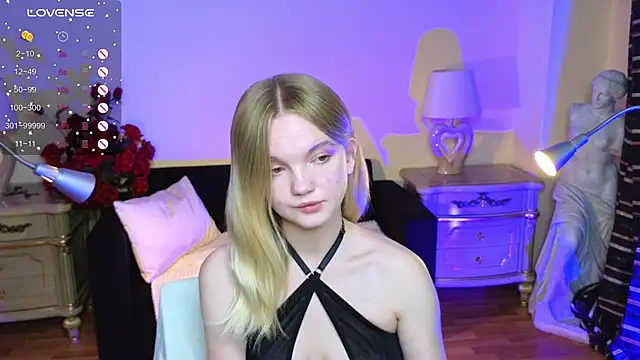 RosesKate online show from October 10, 2025, 4:33 am