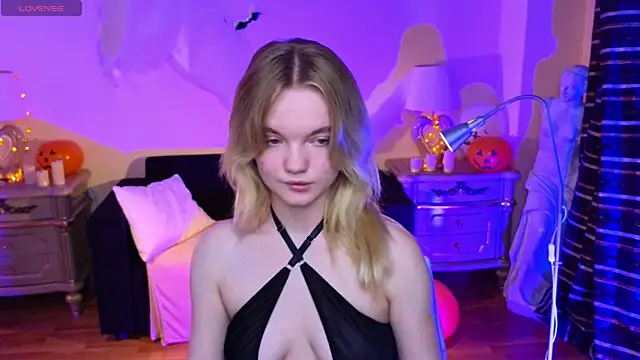 RosesKate online show from October 23, 2025, 4:45 am