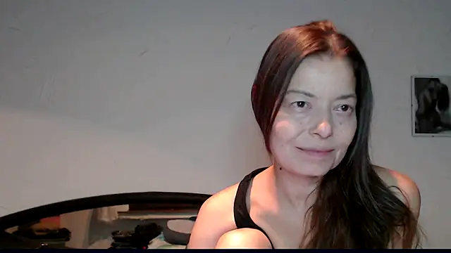 Snapshot of SexySarah177 chatting on December 5, 2024, 1:25 am SexySarah177 online show from December 5, 2024, 1:25 am