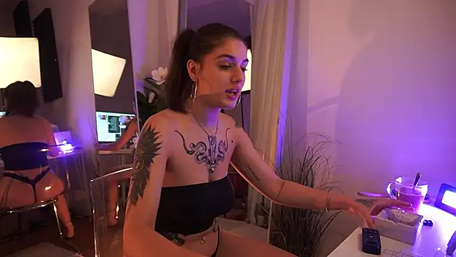 Snapshot of jeniffer_foxx chatting on September 9, 2025, 5:18 am jeniffer foxx online show from September 9, 2025, 5:18 am