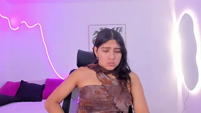 Cherrydollxx online show from October 17, 2025, 10:18 am