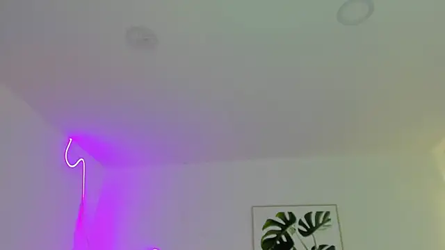 Cherrydollxx online show from October 22, 2025, 11:43 am