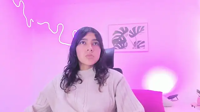 Cherrydollxx online show from November 5, 2025, 12:16 pm