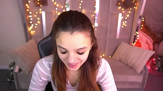 AnitaBambie online show from February 13, 2026, 7:04 am