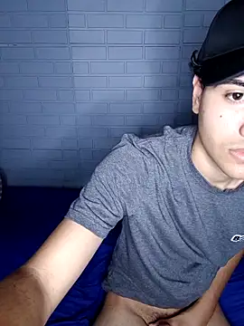 novinho safado   online show from March 21, 2026, 11:48 am