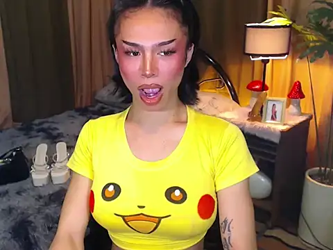 WILDROXIE online show from September 21, 2025, 2:08 pm