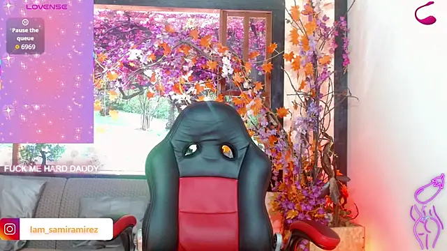 Juliette Miel online show from October 7, 2025, 3:04 am