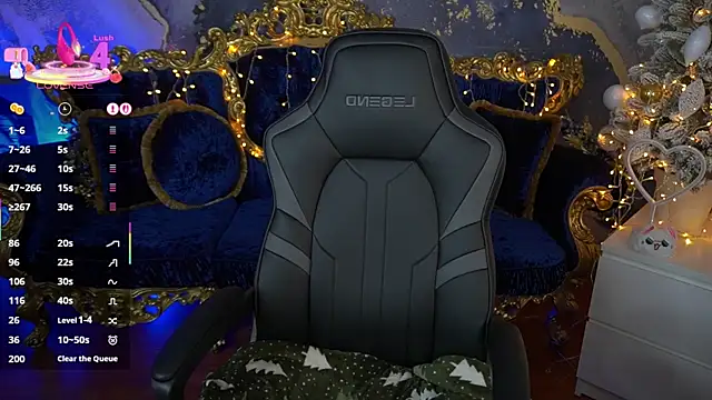 Snapshot of Pixie_Peachh chatting on February 15, 2026, 9:33 pm Pixie Peachh online show from February 15, 2026, 9:33 pm