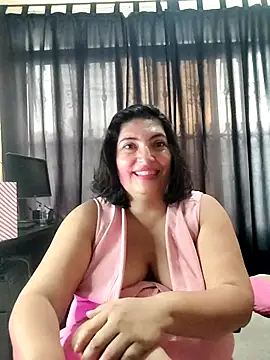 lina maria99 online show from October 17, 2025, 11:24 am